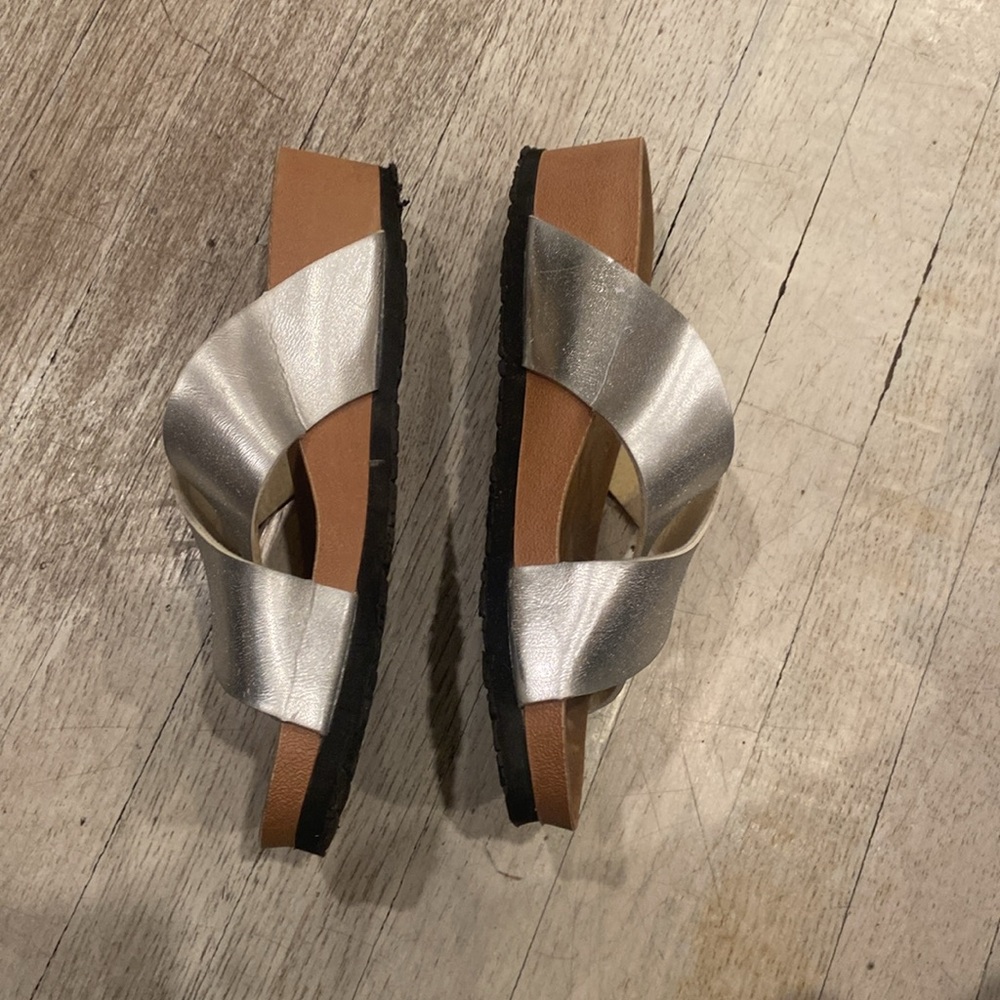 GIOSEPPO  METALLIC SILVER wedge CRISSCROSSED OPEN TOE MULES size 40 - Picture 3 of 6